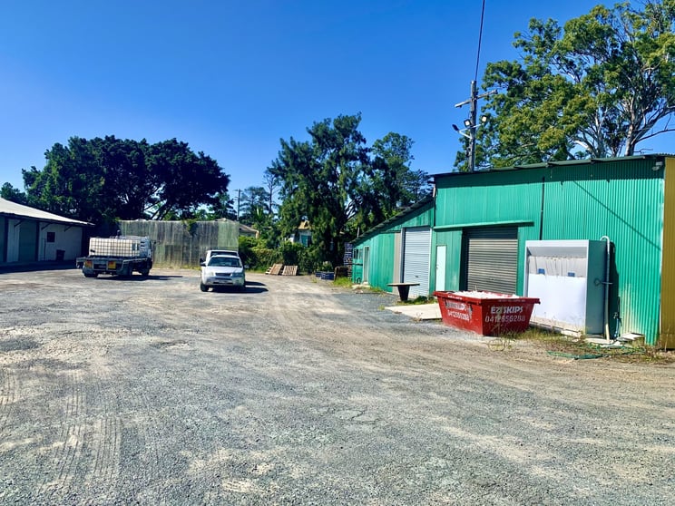 Click to view all images Unit 2A/22 Depot Road Pimpama QLD 4209 - Image 3