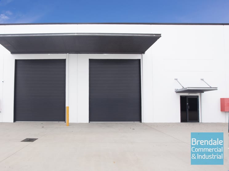 Click to view all images Unit 4/12 Paisley Dr Lawnton QLD 4501 - Image 1