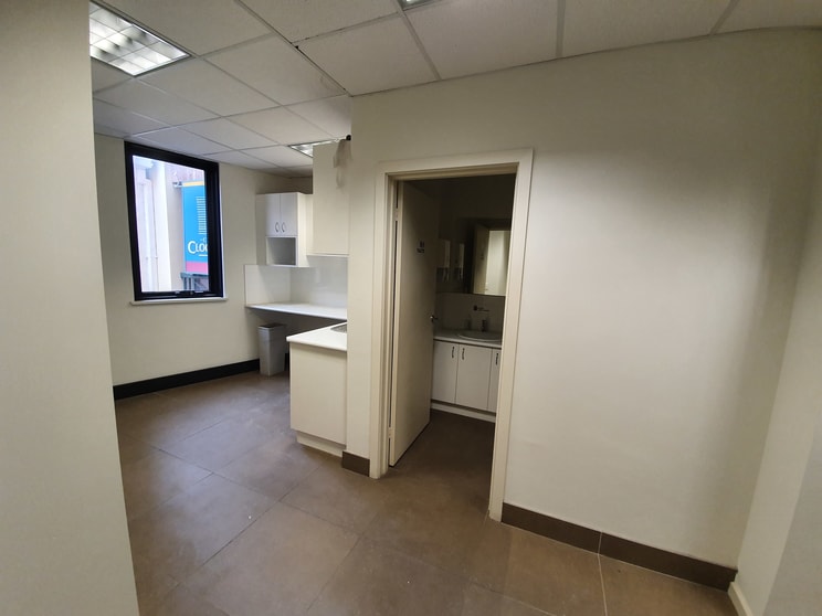 LEVEL 1/302 LYGON STREET Carlton VIC 3053 - Image 3