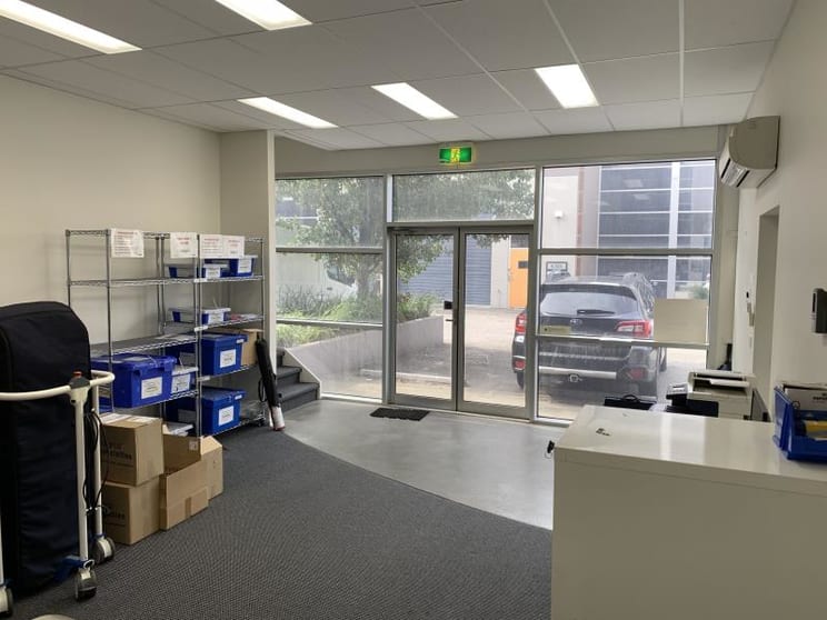 Click to view all images Unit 5/5 - 345 Plummer Street Port Melbourne VIC 3207 - Image 1