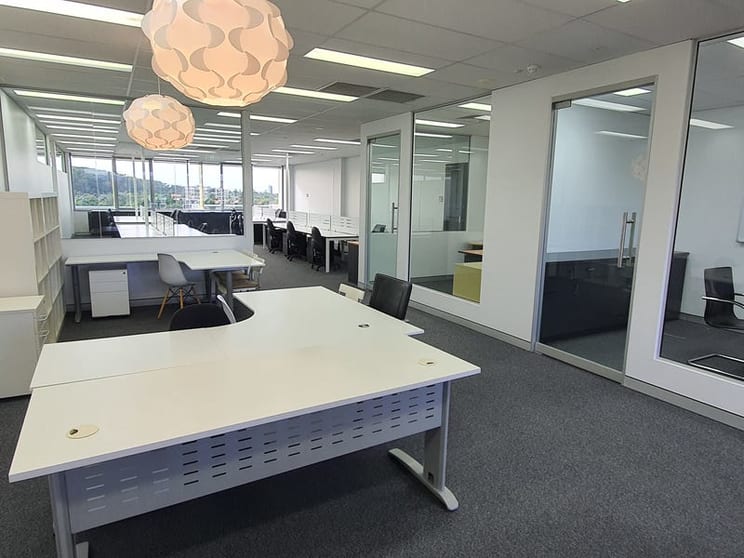 Click to view all images 1305/1 Lake Orr Drive Varsity Lakes QLD 4227 - Image 3