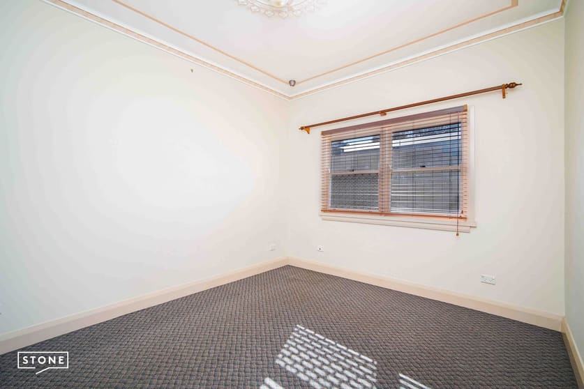 Click to view all images 10 Kenny Street Wollongong NSW 2500 - Image 3