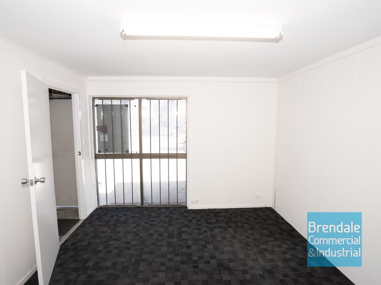 Click to view all images Brendale QLD 4500 - Image 2