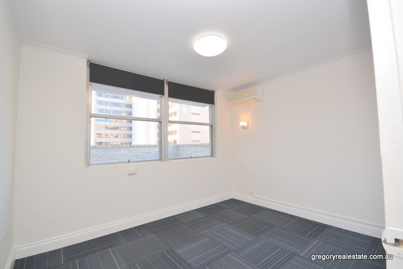 Spring Hill QLD 4000 - Image 3