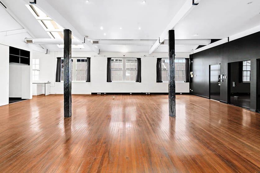 Click to view all images 1 & 2/20 Hutchinson Street Surry Hills NSW 2010 - Image 2