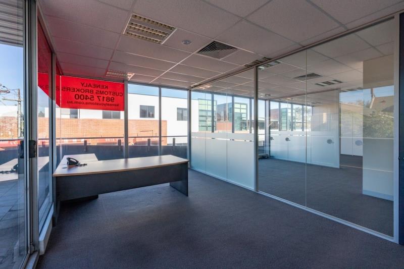 Click to view all images Suite 13, 1153-1157 Burke Road Kew VIC 3101 - Image 3