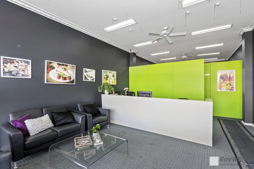 Click to view all images 469 South Road Bentleigh VIC 3204 - Image 3