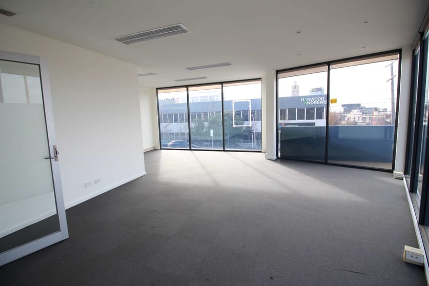 6/68-72 Gheringhap Street Geelong VIC 3220 - Image 2