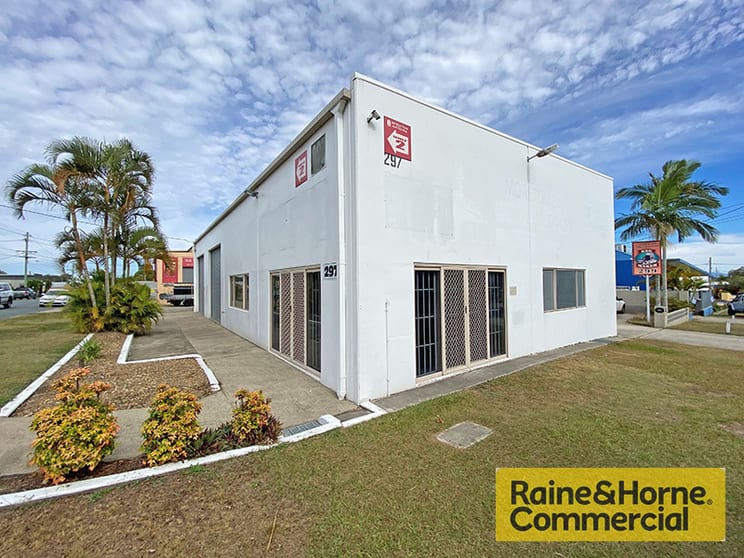Click to view all images 297 MacDonnell Road Clontarf QLD 4019 - Image 1