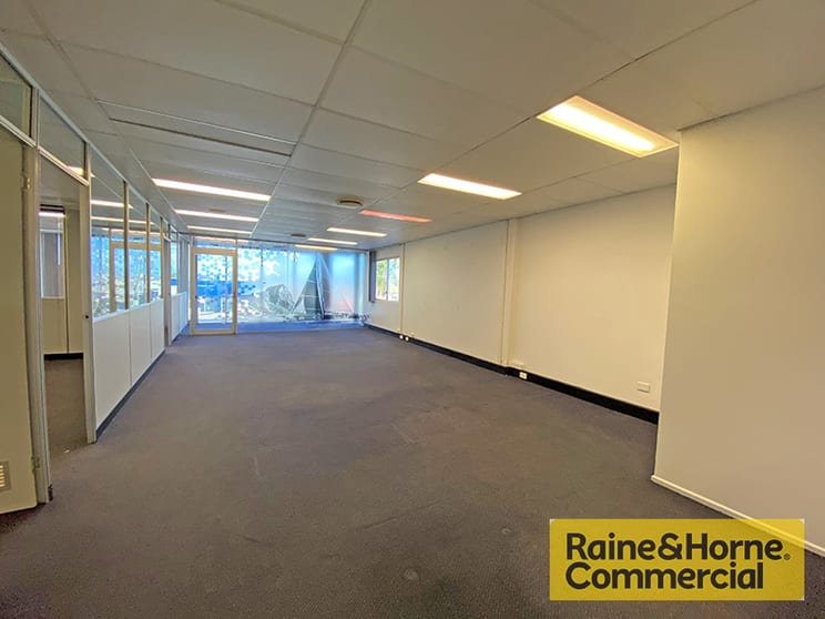 Click to view all images 4/400 Newman Road Geebung QLD 4034 - Image 3
