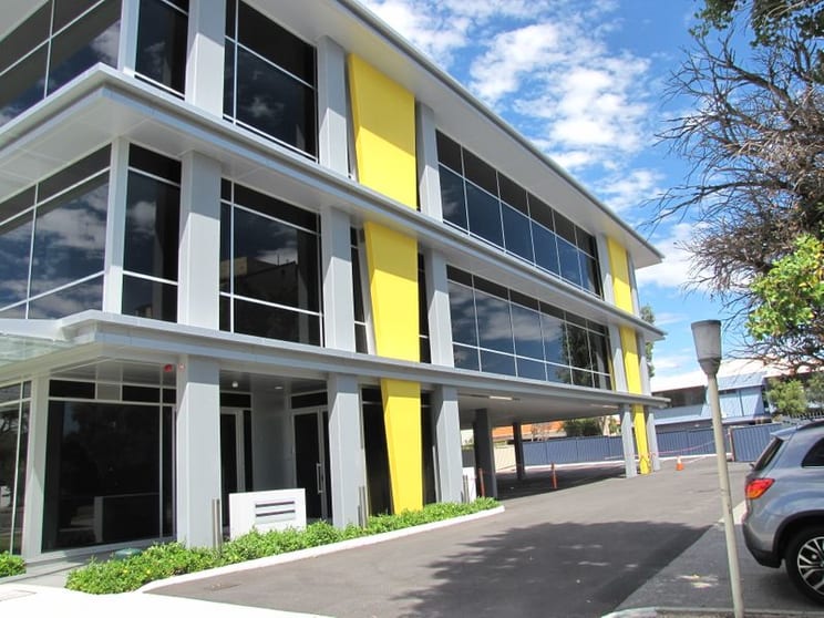 Click to view all images 5/6 Lyall Street South Perth WA 6151 - Image 1