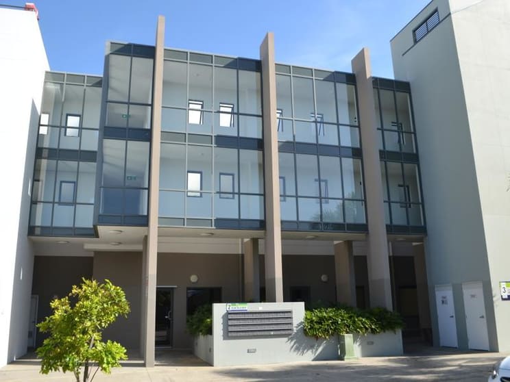 Click to view all images 9/2 Acacia Ct Robina QLD 4226 - Image 1