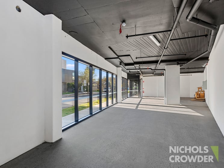 Click to view all images 8/18 Woorayl Street Carnegie VIC 3163 - Image 1