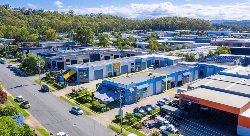 Click to view all images Factory 1/3 Ramly Dr Burleigh Heads QLD 4220 - Image 1