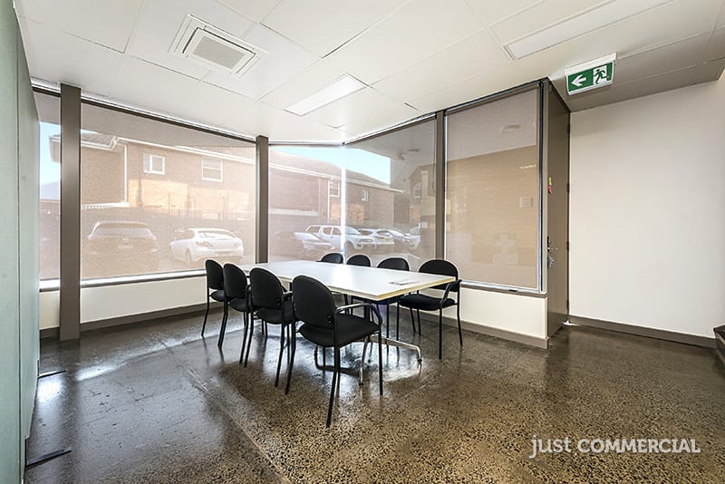 Click to view all images 4/15-17 Pakington Street St Kilda VIC 3182 - Image 2