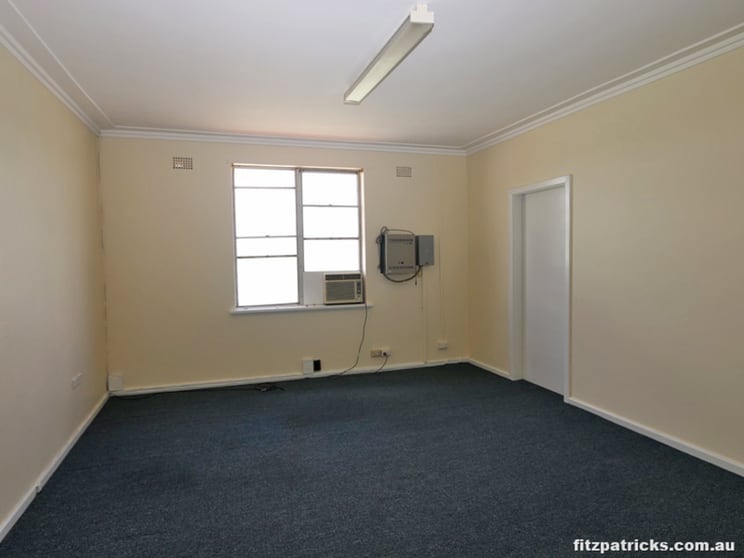 Click to view all images Room 15/120 Fitzmaurice Street Wagga Wagga NSW 2650 - Image 2