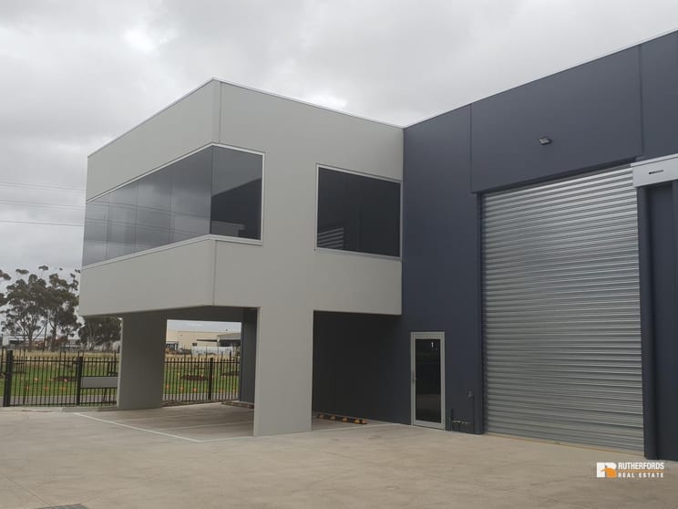 Click to view all images 1/479 Dohertys Road Truganina VIC 3029 - Image 1