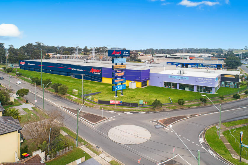 Click to view all images 1 Rowood Road Prospect NSW 2148 - Image 3