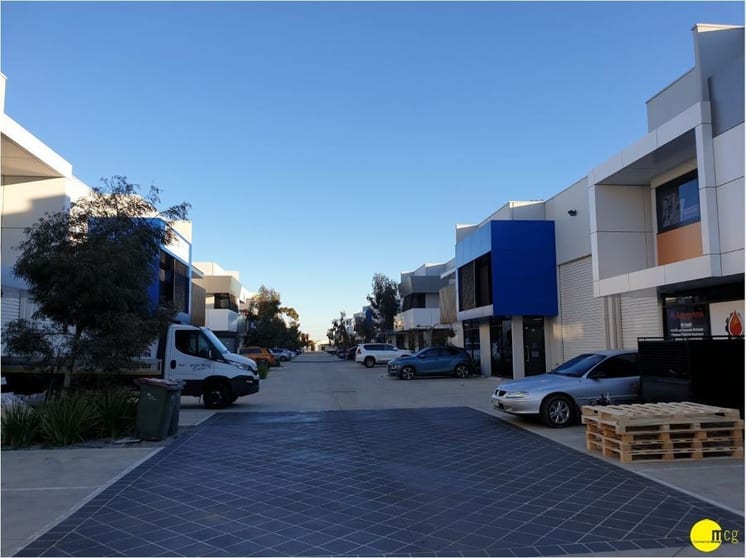 Click to view all images Unit 17, 324-326 Settlement Road Thomastown VIC 3074 - Image 1