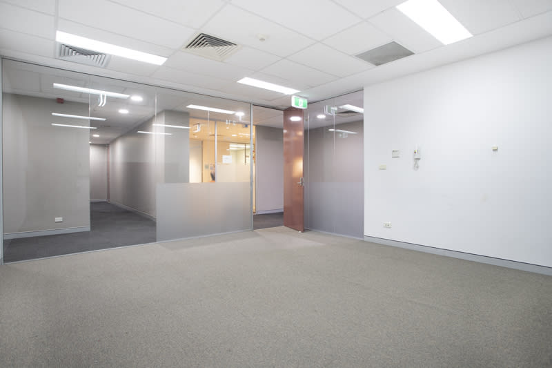 Click to view all images 2.14/10 Century Circuit Norwest NSW 2153 - Image 2