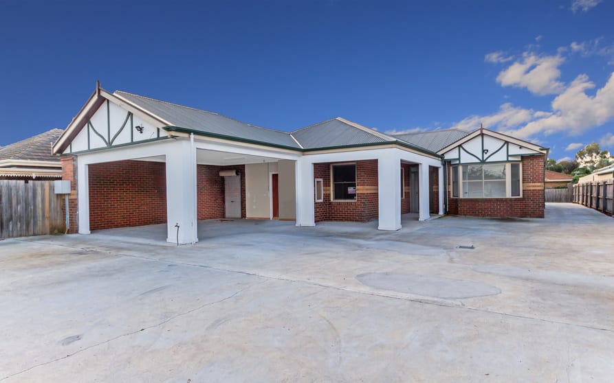 Click to view all images 308 Heaths Road Hoppers Crossing VIC 3029 - Image 1