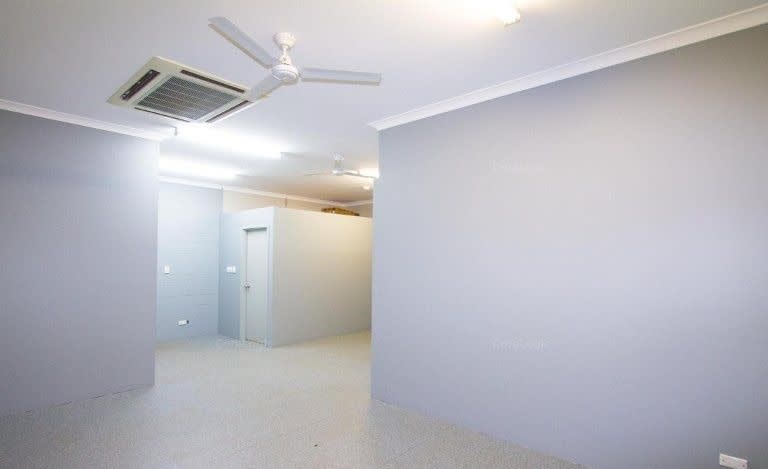 Click to view all images 14L / B Hilditch Avenue Newman WA 6753 - Image 2
