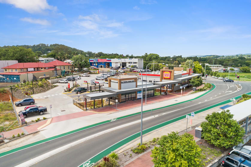 Click to view all images 30 Mill Lane Nambour QLD 4560 - Image 2