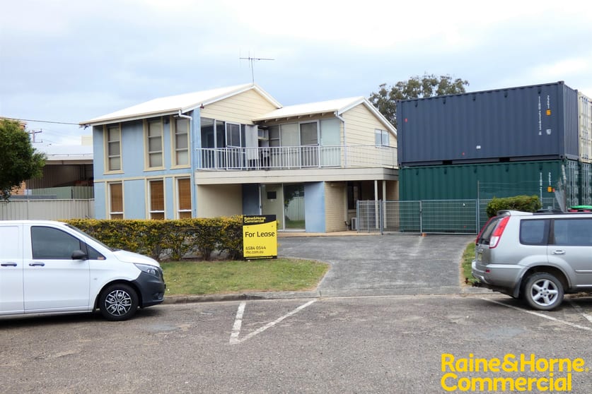Click to view all images (L)/4 Milton Circuit Port Macquarie NSW 2444 - Image 2