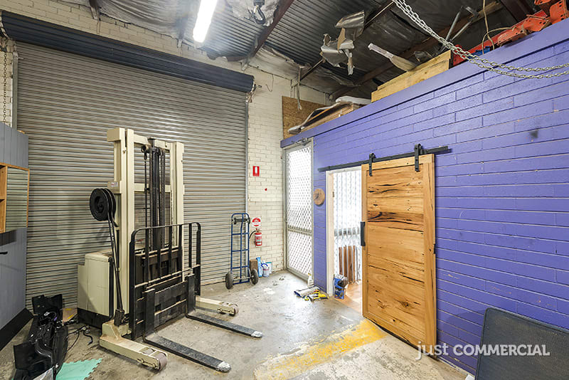 Click to view all images 1/6 Elma Road Cheltenham VIC 3192 - Image 3