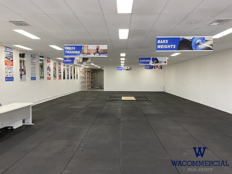 Click to view all images 4/182 Winton Road Joondalup WA 6027 - Image 3