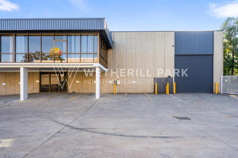 Click to view all images Smithfield NSW 2164 - Image 1