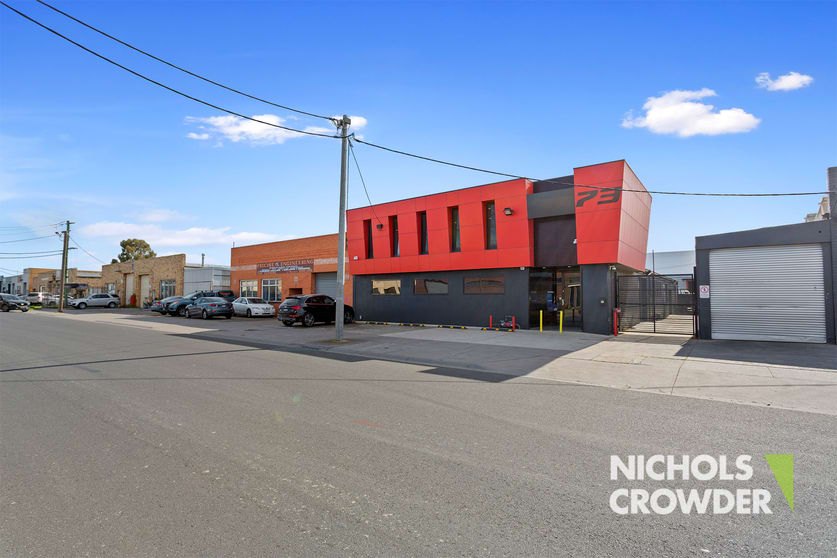 Click to view all images 73 Levanswell Road Moorabbin VIC 3189 - Image 2