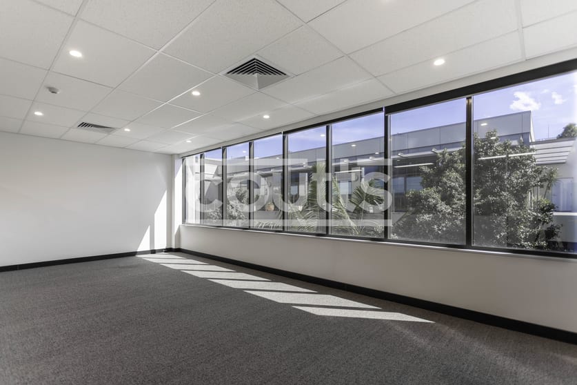 Click to view all images 24/6 Meridian Place Bella Vista NSW 2153 - Image 3