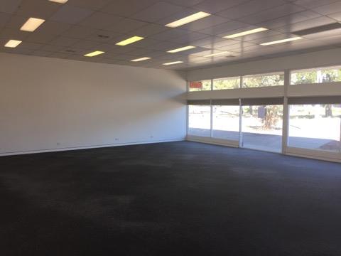 Click to view all images Ground Unit 2/1 Luxton Street Belconnen ACT 2617 - Image 3