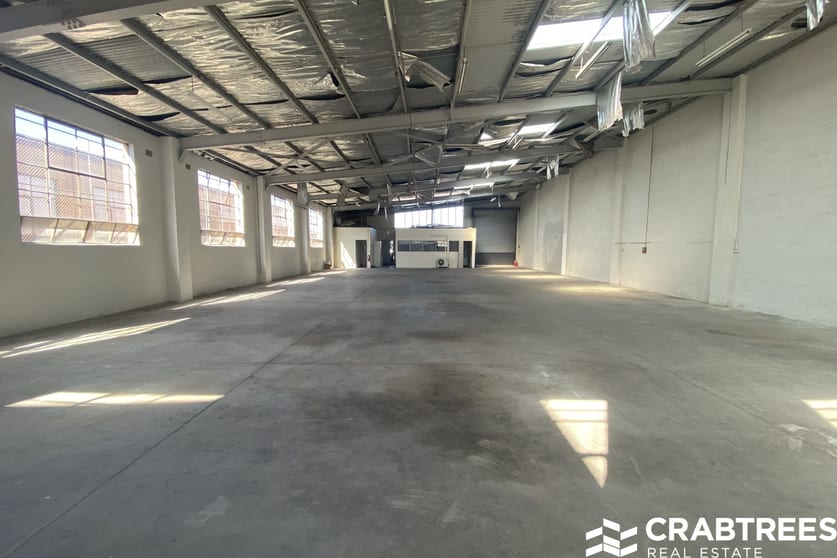 Click to view all images 2 Bricker Street Cheltenham VIC 3192 - Image 2