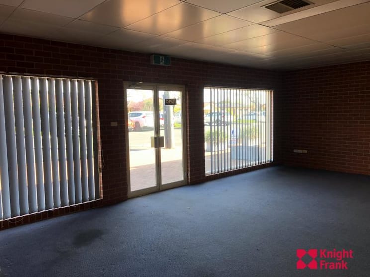 Click to view all images Unit 1/189 Morgan Street Wagga Wagga NSW 2650 - Image 2