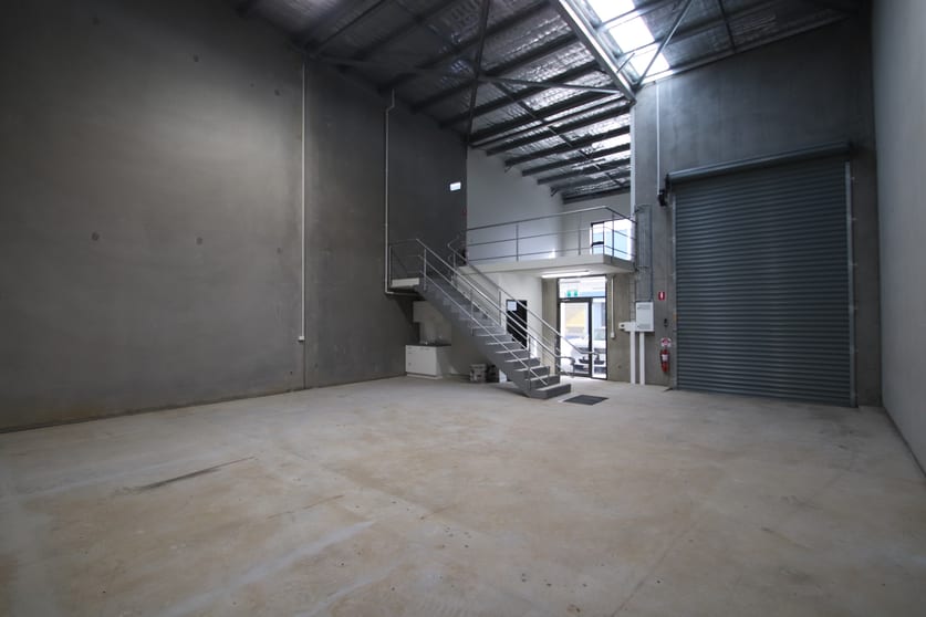 Click to view all images 21/10-12 Sylvester Avenue Unanderra NSW 2526 - Image 2