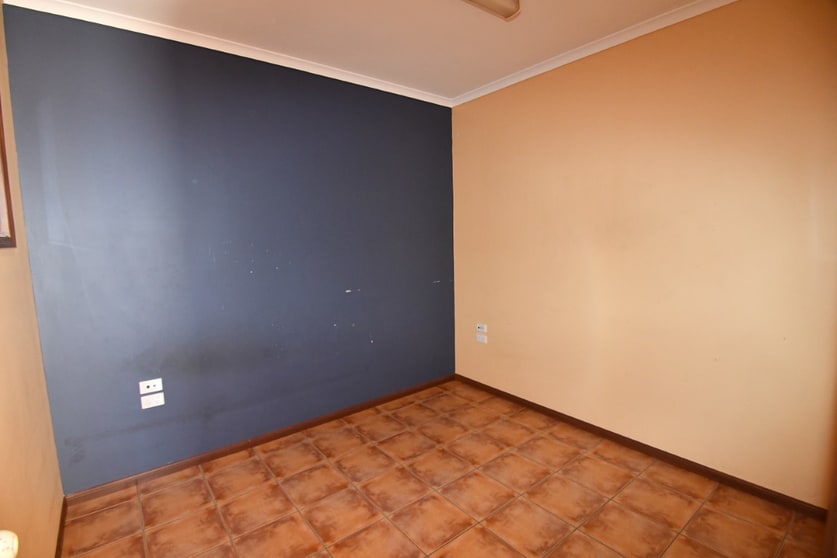 Click to view all images 2/27-29 Casey Street Aitkenvale QLD 4814 - Image 3