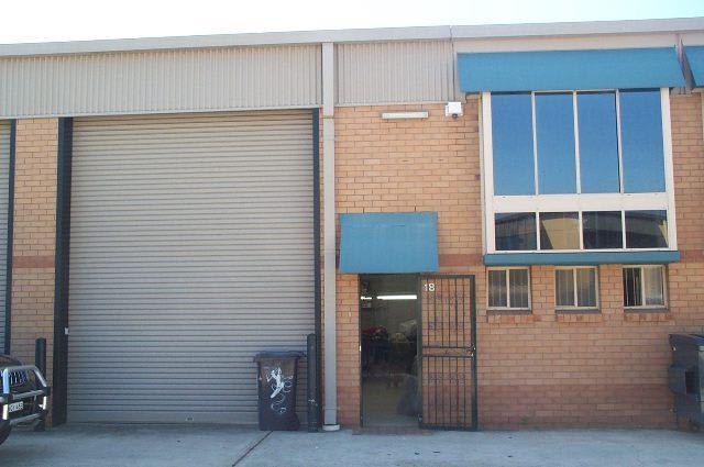 Click to view all images 4-6 Barry Road Chipping Norton NSW 2170 - Image 2