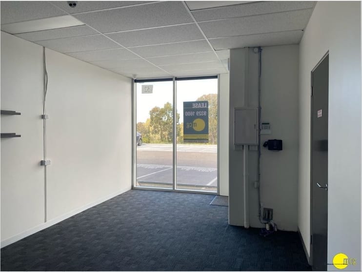 Click to view all images Unit 52/22-30 Wallace Avenue Point Cook VIC 3030 - Image 3