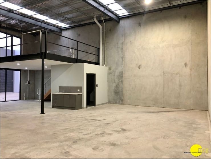 Click to view all images 10/562 Geelong Road Brooklyn VIC 3012 - Image 3