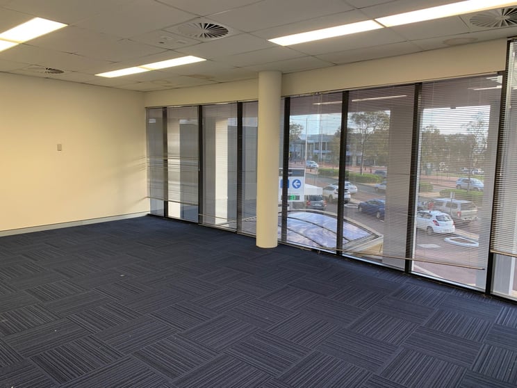 Click to view all images 109 Grand Boulevard N Joondalup WA 6027 - Image 2