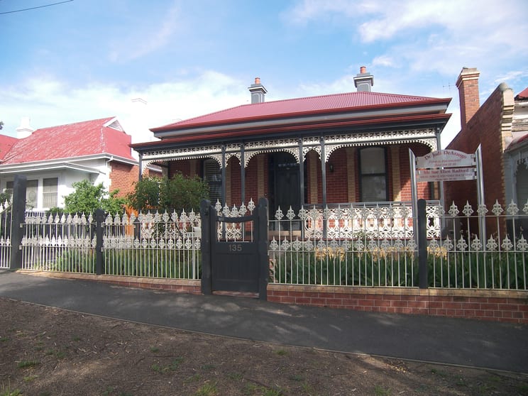 Click to view all images Room 4/135 Queen Street Bendigo VIC 3550 - Image 2