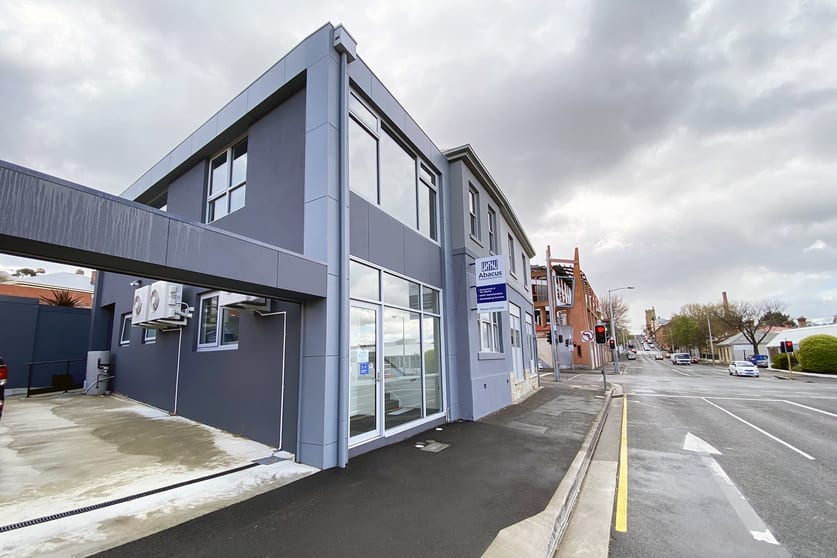 Click to view all images 97 Warwick Street Hobart TAS 7000 - Image 1