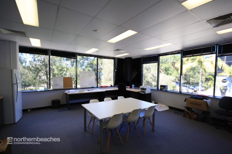 Click to view all images Warriewood NSW 2102 - Image 3
