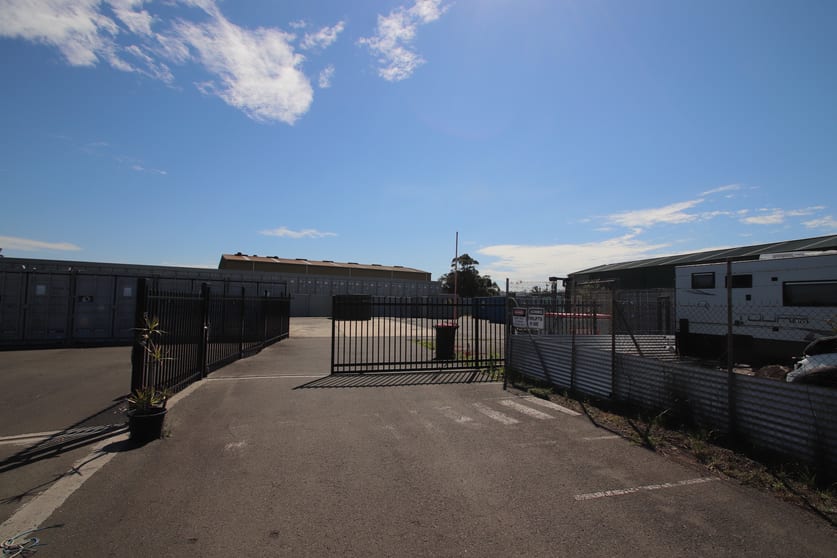 Click to view all images 164 Shellharbour Road Port Kembla NSW 2505 - Image 3
