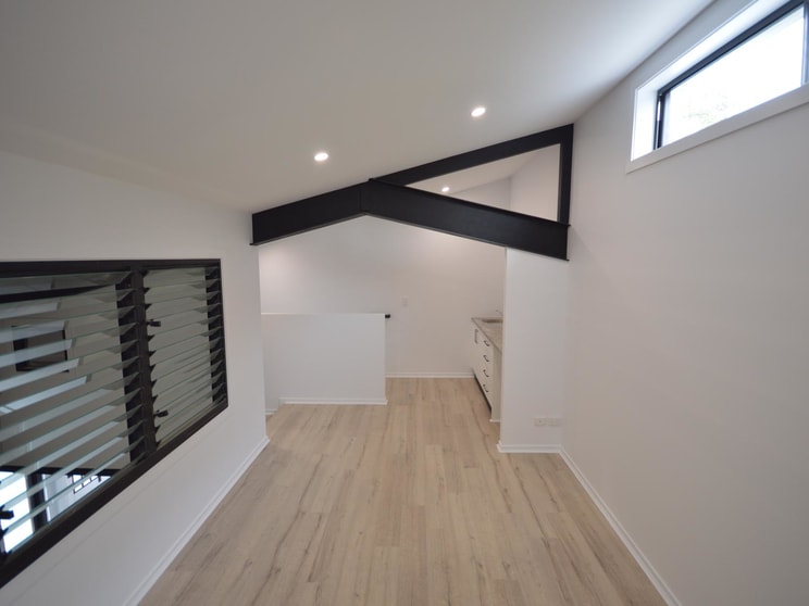 Click to view all images Kirra QLD 4225 - Image 2