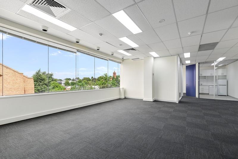 Click to view all images 691 Burke Road Hawthorn East VIC 3123 - Image 2