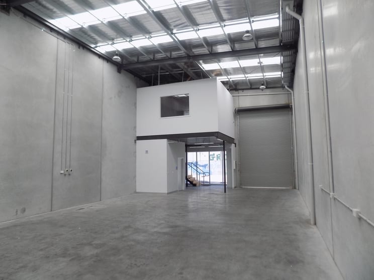 Click to view all images 4/56 Bond Street Mordialloc VIC 3195 - Image 2