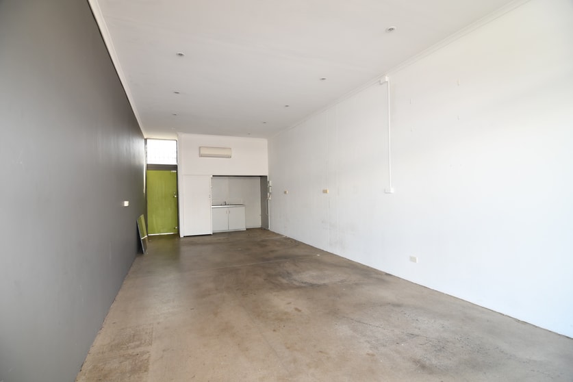 Click to view all images 2 Blackwood Townsville QLD 4810 - Image 3